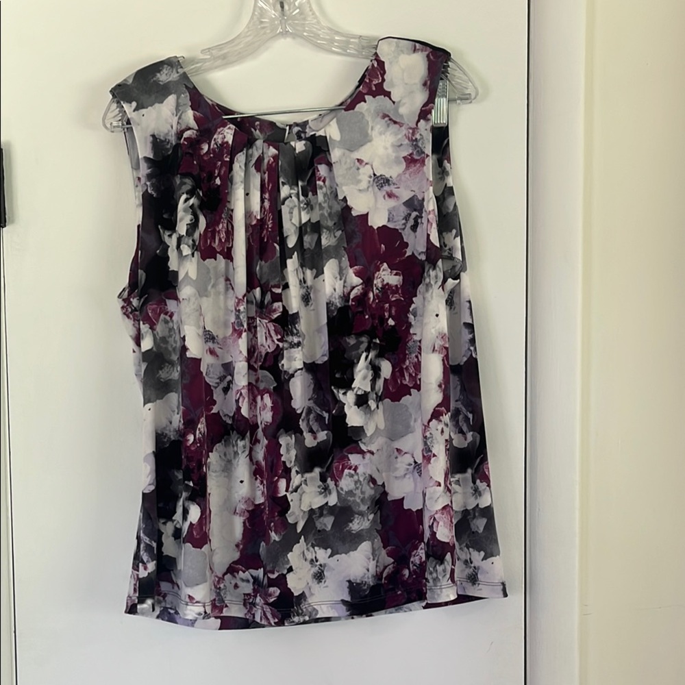 New with tags Calvin Klein Purple Black Ruffled Sleeveless Blouse 1X